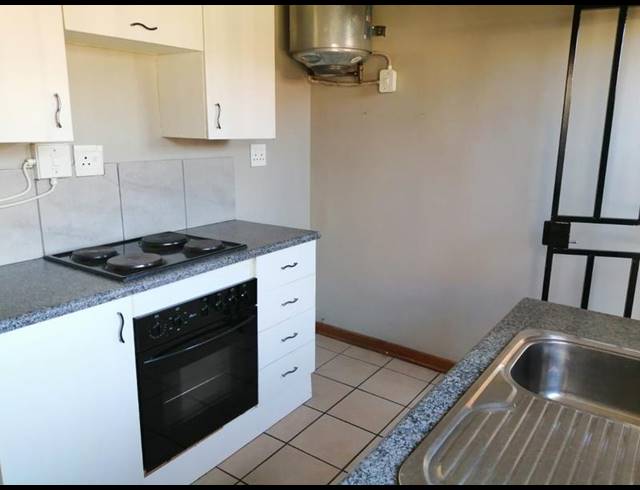 1 BEDROOM PROPERTY TO RENT IN PETERSFIELD